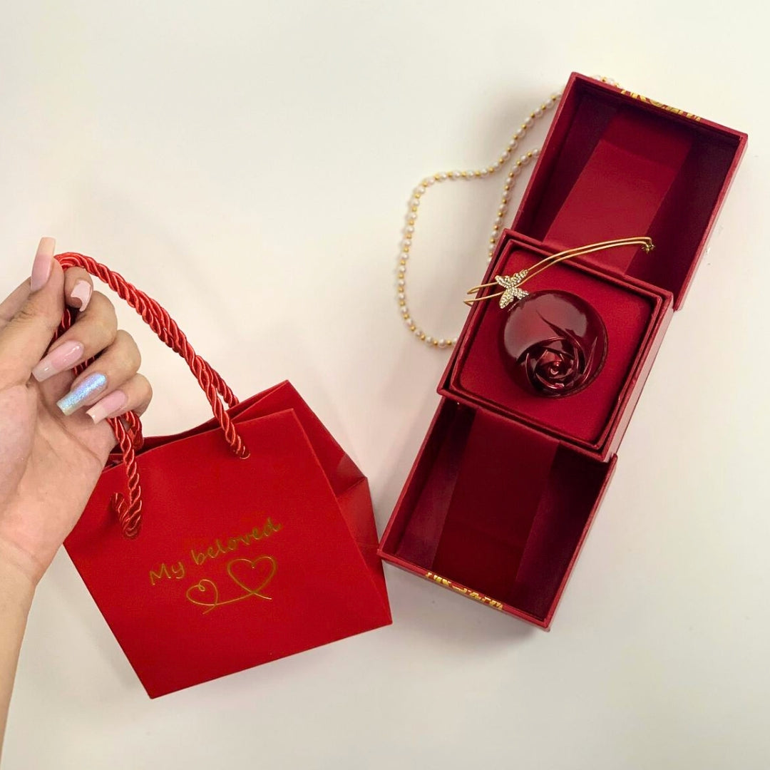 COLLAR MARIPOSA + CAJA DE JOYERIA